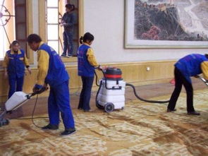 蘭州專業保潔服務全攻略 開荒保潔、地暖油煙機清洗與擦玻璃一站式解決方案